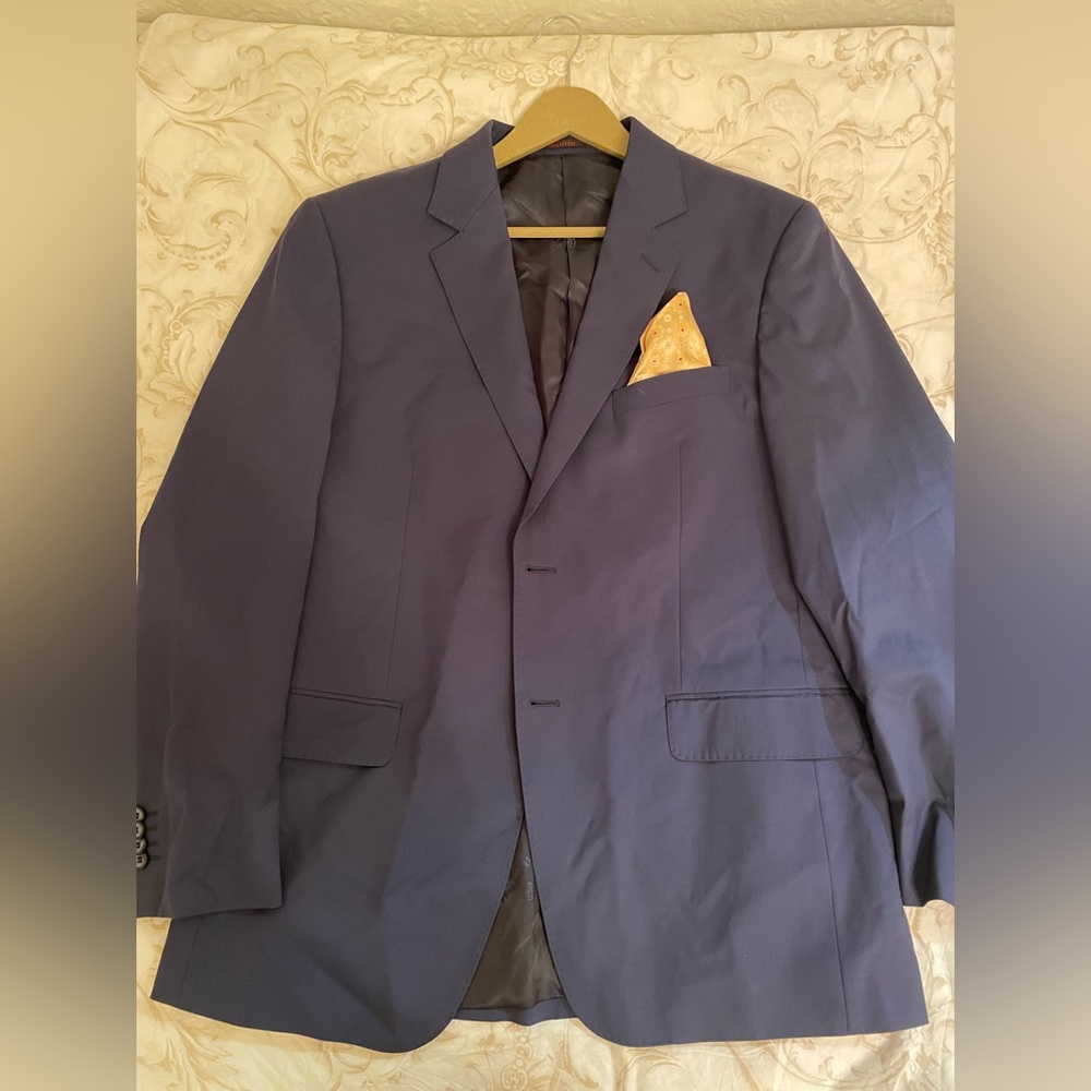 Louis Feraud Paris 2 piece navy blue suit size 42 US/ 52 Europe